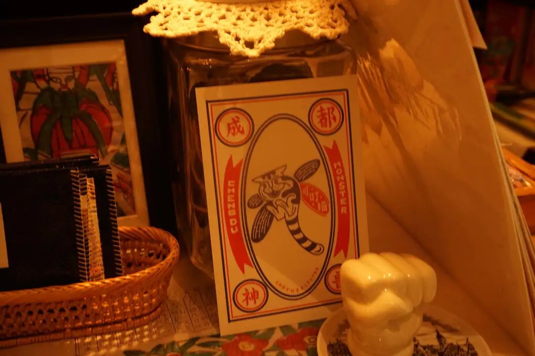 人民公园小南街,人民公园长发魔女