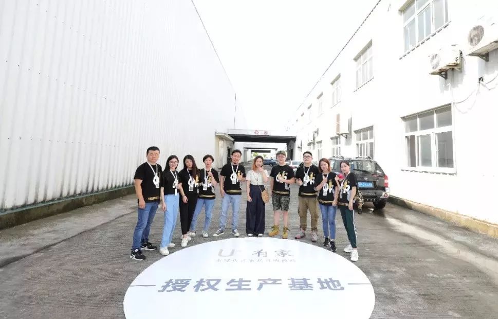 家具卖场内幕,红星美凯龙家具代工厂