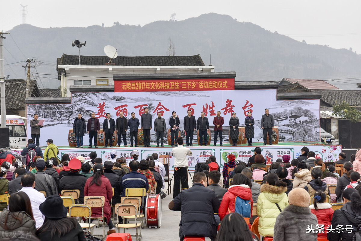 沅陵的人沈从文,沈从文湘西凤凰人