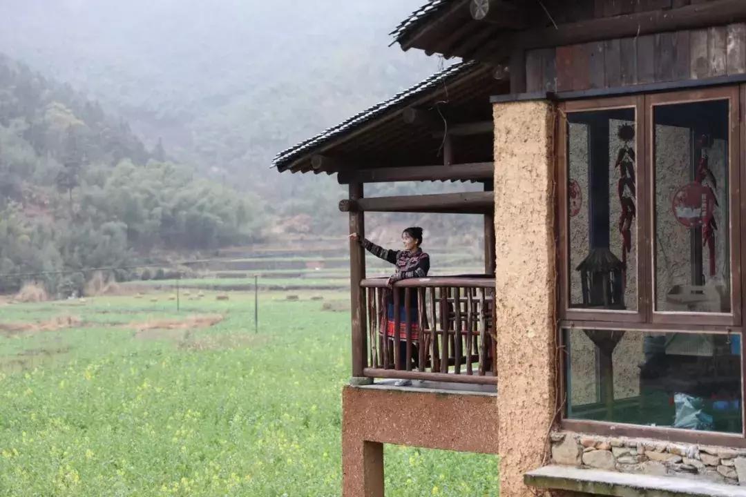 藏在山间民宿,藏在山里小民宿