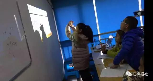 温暖一双手四年级作文,一双温暖的手作文600字