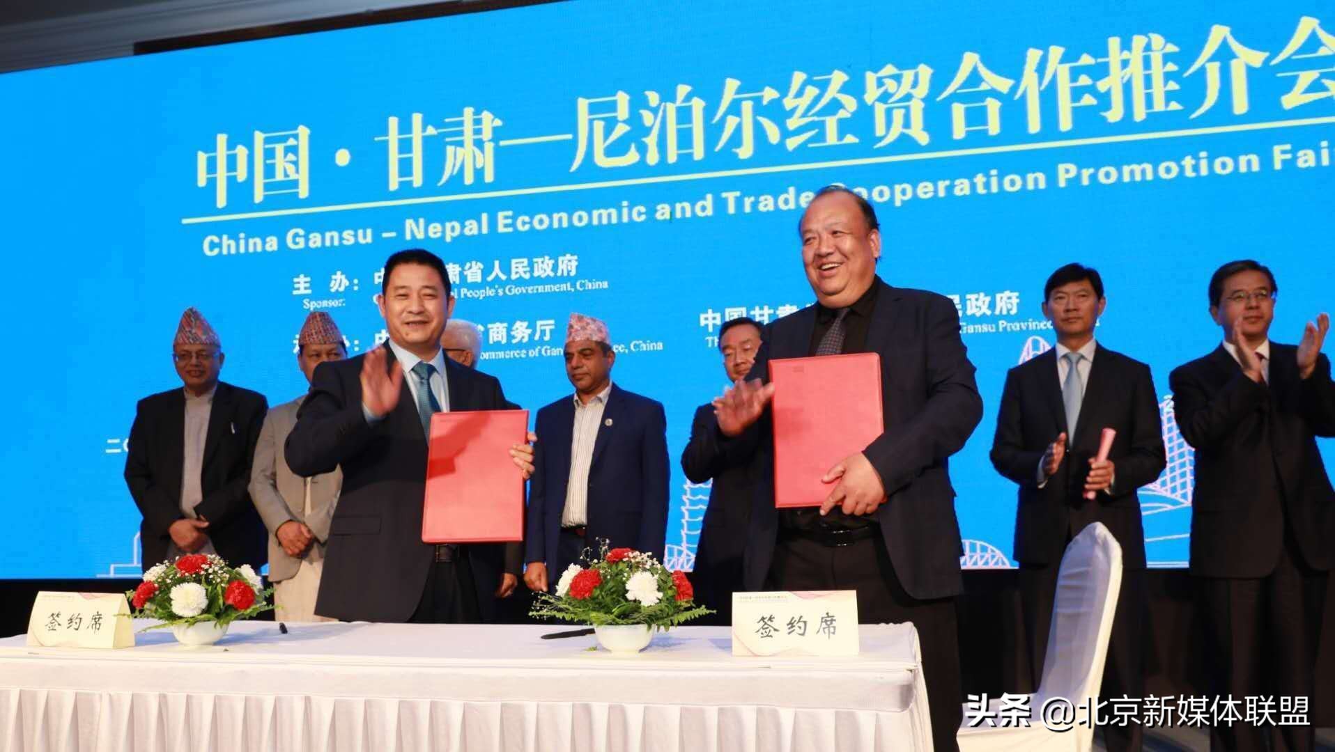 风雨兼程追逐黎明的曙光访中资企业尼泊尔黎明家具厂厂长王竹军