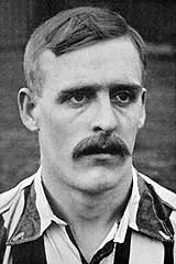 足球转会费解释,足球转会费10个亿