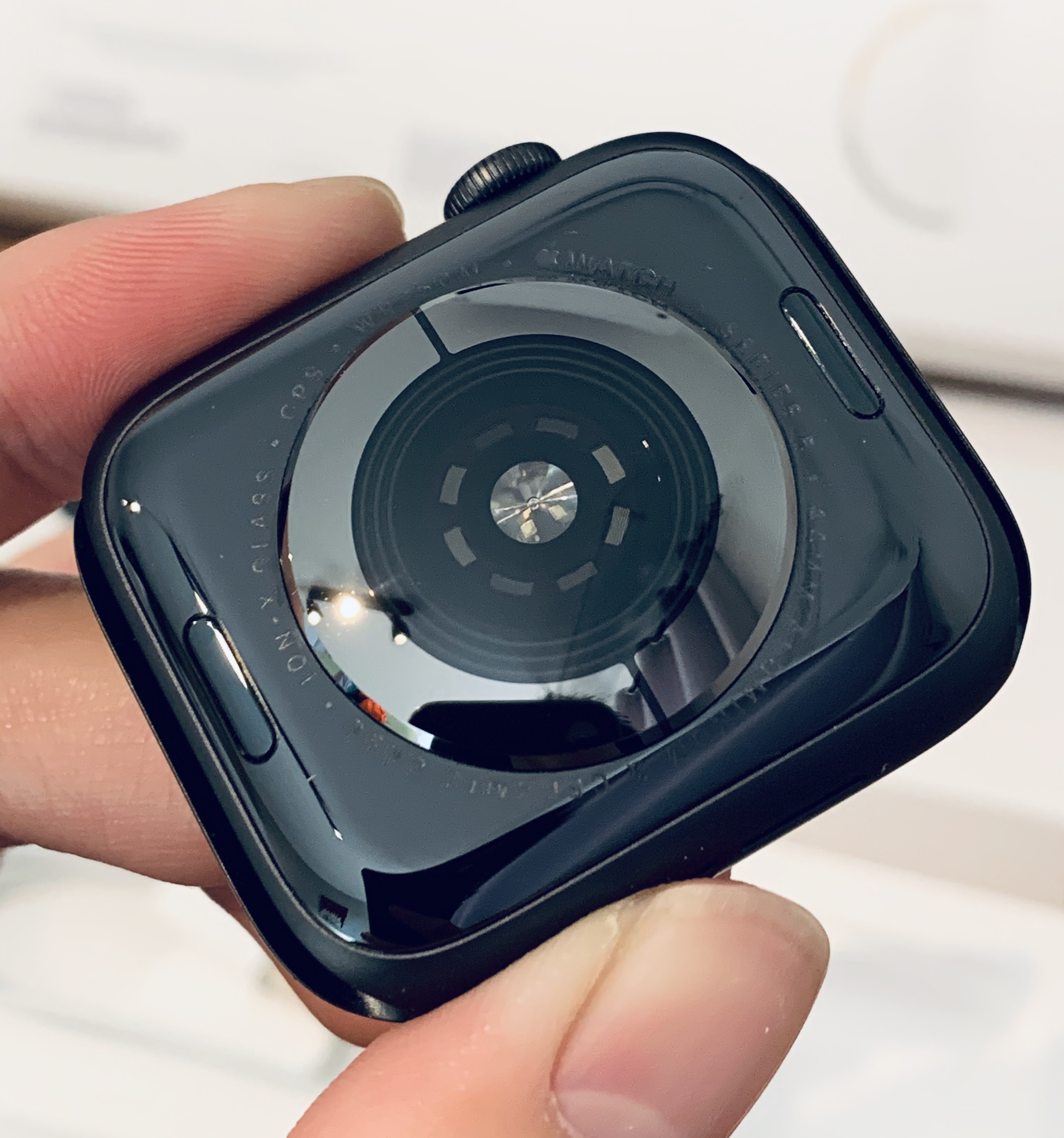 applewatch三百块,applewatch是智商税吗