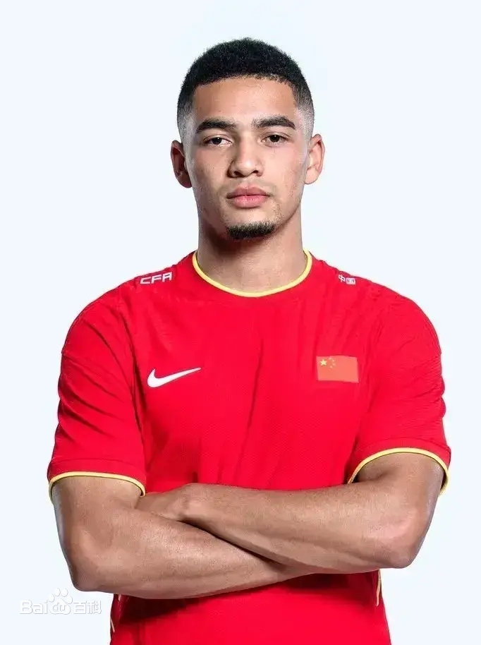 中国足球历史最强十大球员,范志毅是不是中国历史第一中后卫