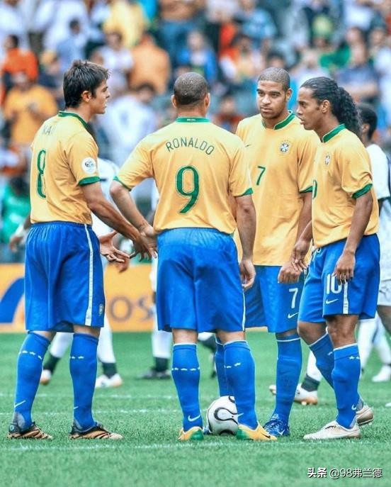 足球十大经典号码,足球历史第一阵容有哪些人