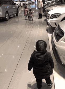 女朋友很漂亮但是有狐臭,女友有轻微狐臭怎么办啊