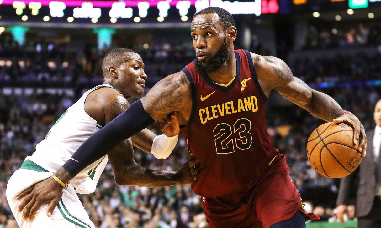 美式过人招式撤步拜佛,交叉横移撤步过人