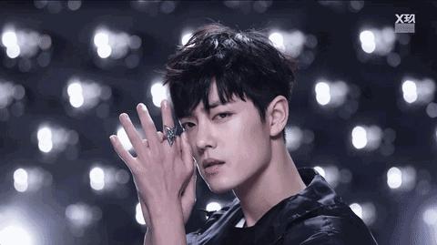 肖战为什么笑得这么好看,肖战笑起来到底有多好看