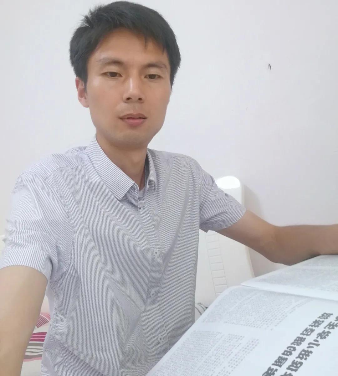 教师如何培养小学生的阅读能力,小学教师靠阅读成功