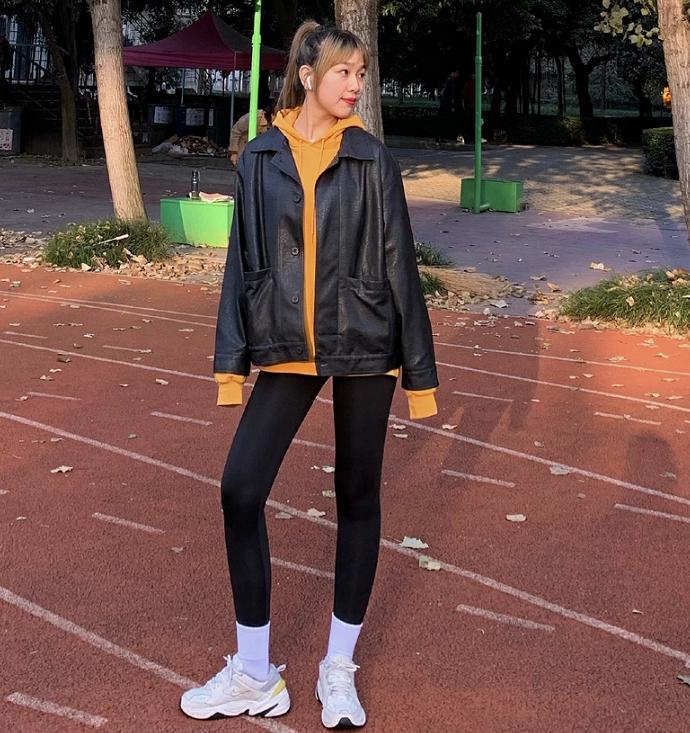 小腿粗穿鲨鱼裤搭配长袜好看吗,鲨鱼裤显腿粗怎么办