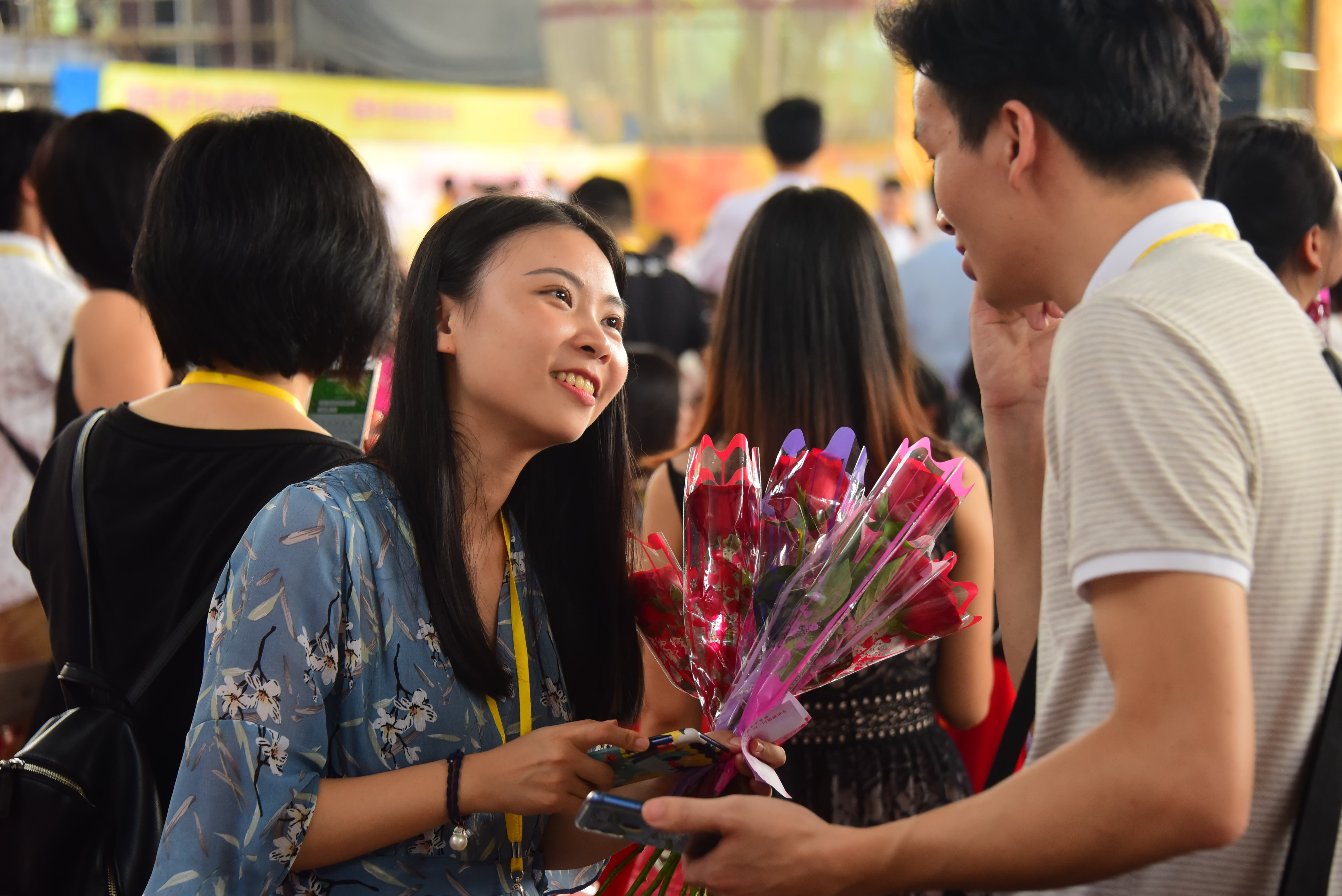 blinddate,blinddate的意思