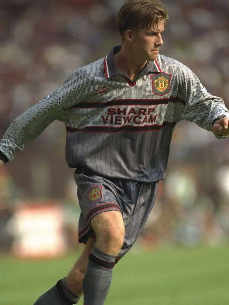 贝克汉姆深度分析,专业分析贝克汉姆传奇生涯回顾