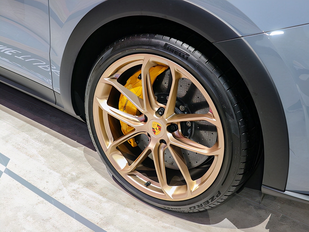 2024保时捷卡宴turbogt到店实拍,广州2024款保时捷卡宴gt