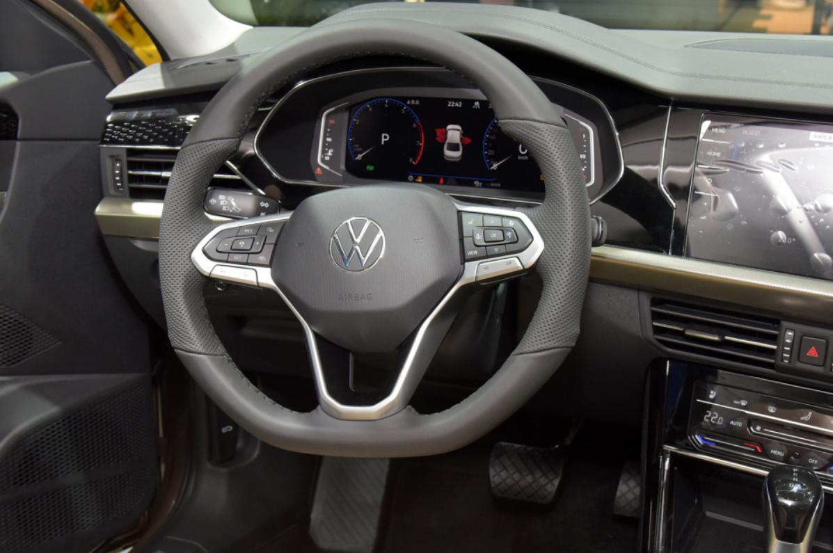 新款帕萨特悬挂,新款帕萨特正式亮相重回巅峰有望