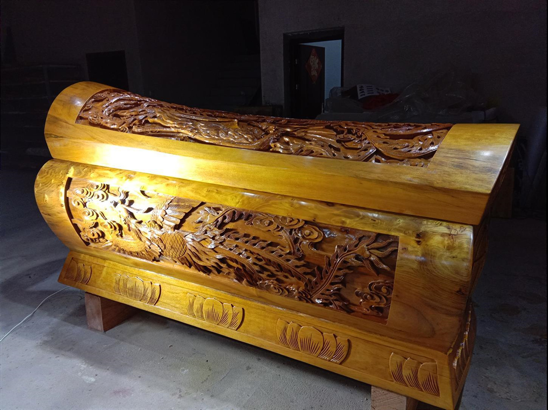 宁可试人棺不可试人鞋背后的故事,宁可试人棺切莫试人鞋的释义