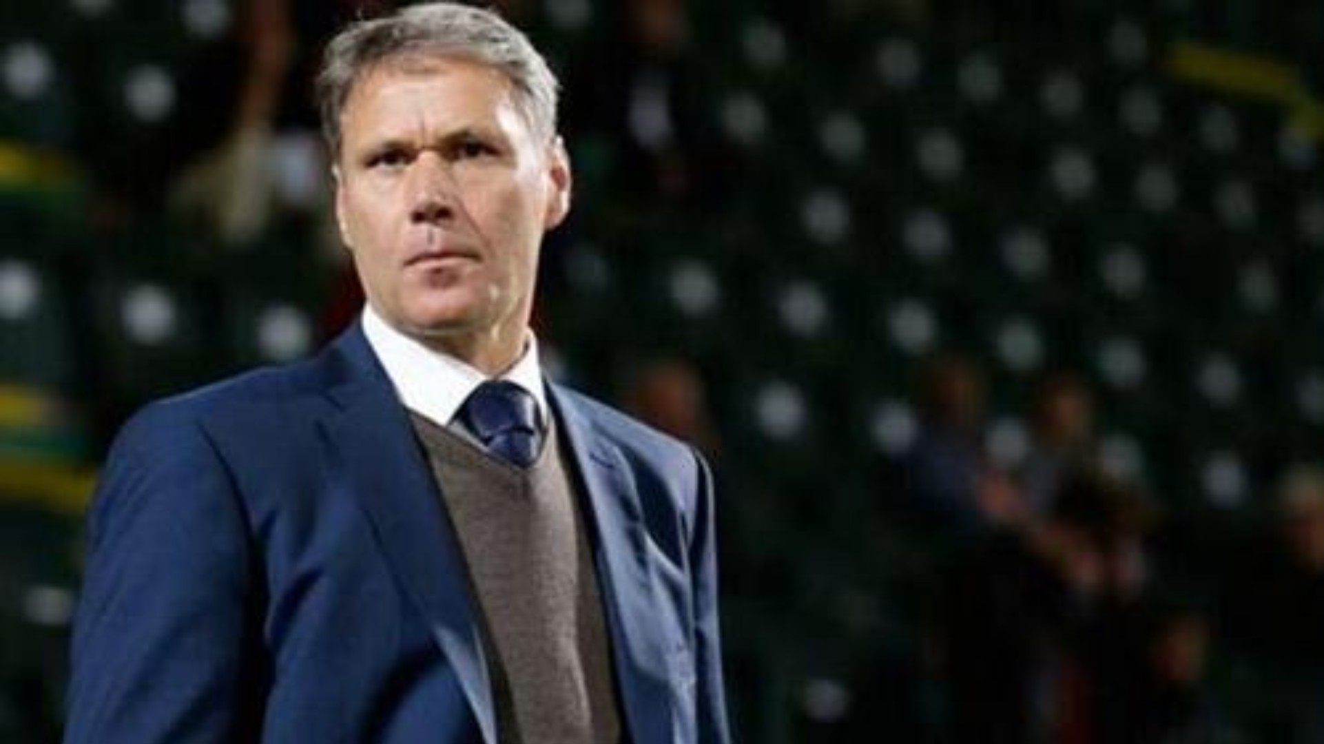 克鲁伊维特评价马拉多纳,克鲁伊夫还是马拉多纳厉害