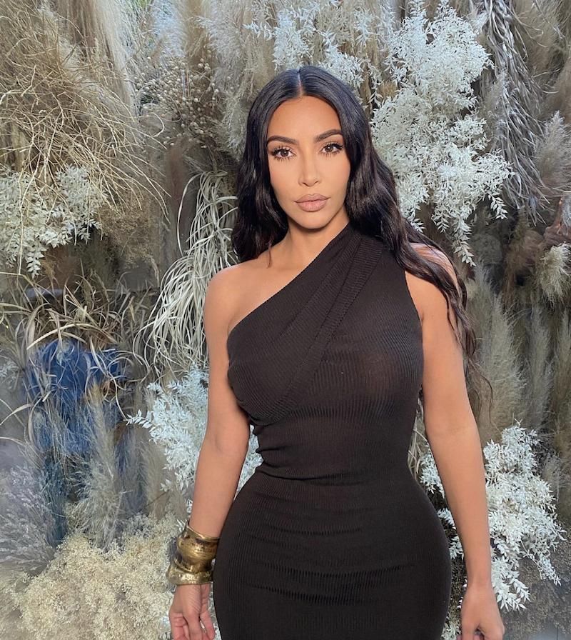 金卡戴珊创立内衣品牌,skims卡戴珊同款情人节限定