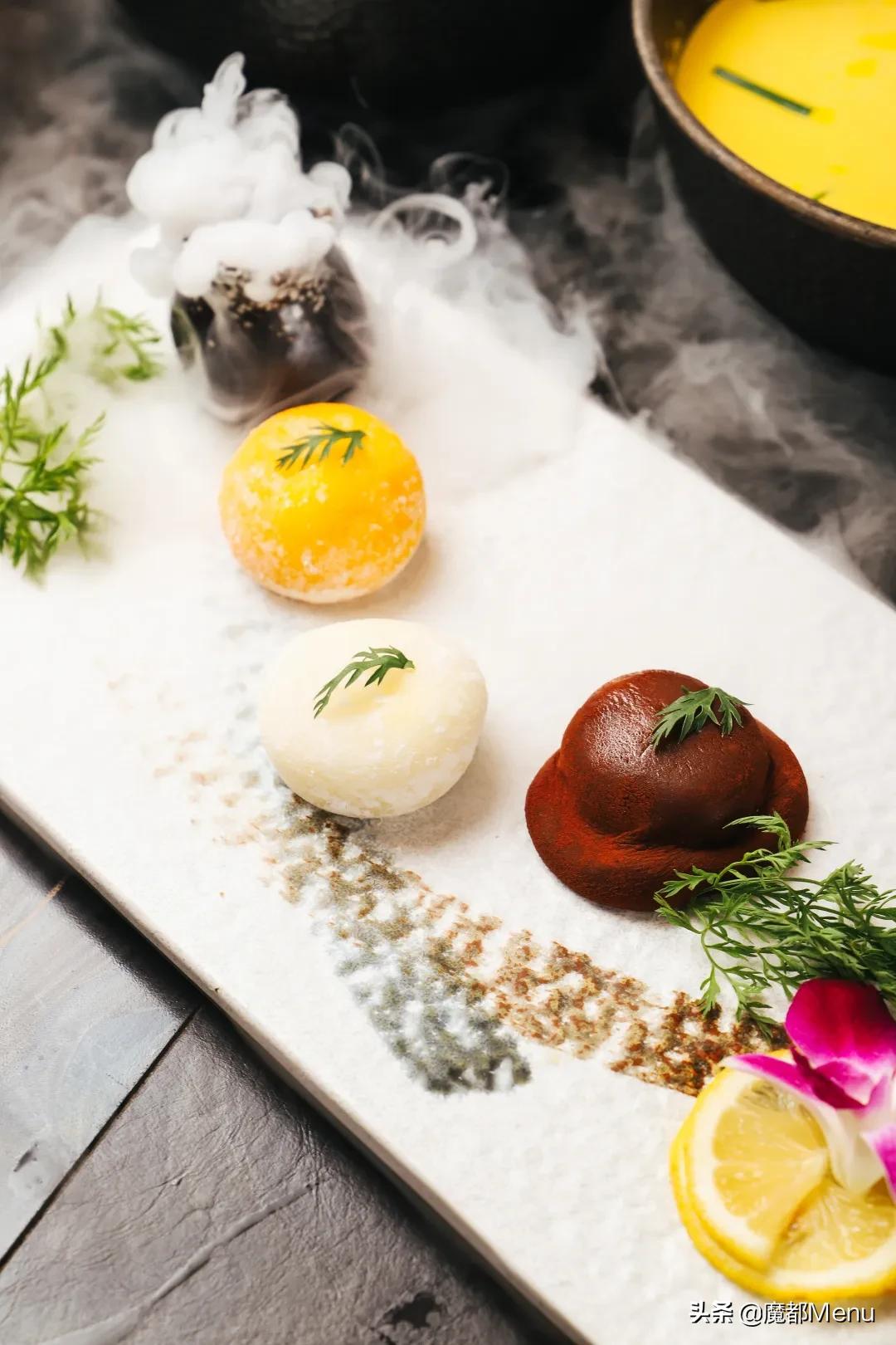 把台式锅物带来魔都，将温暖与美味传递给来到这里的客人