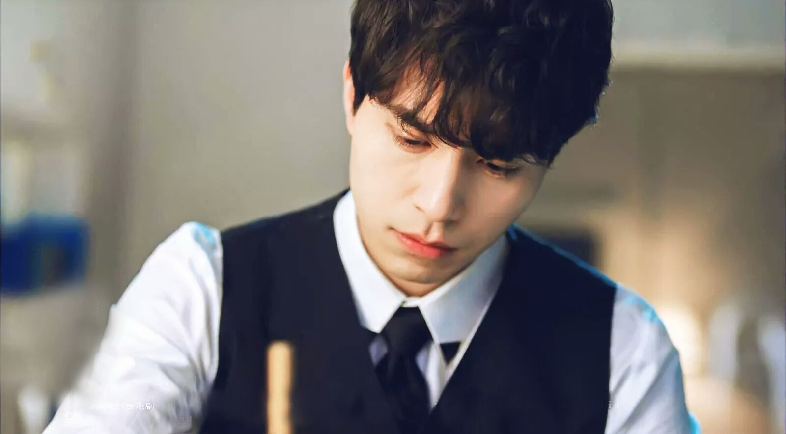 男士冬天皮肤干燥用什么护肤品,男士冬天护肤品