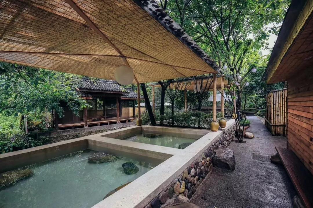 最新成都黄龙溪民宿包吃住一个月,成都周边游山中民宿