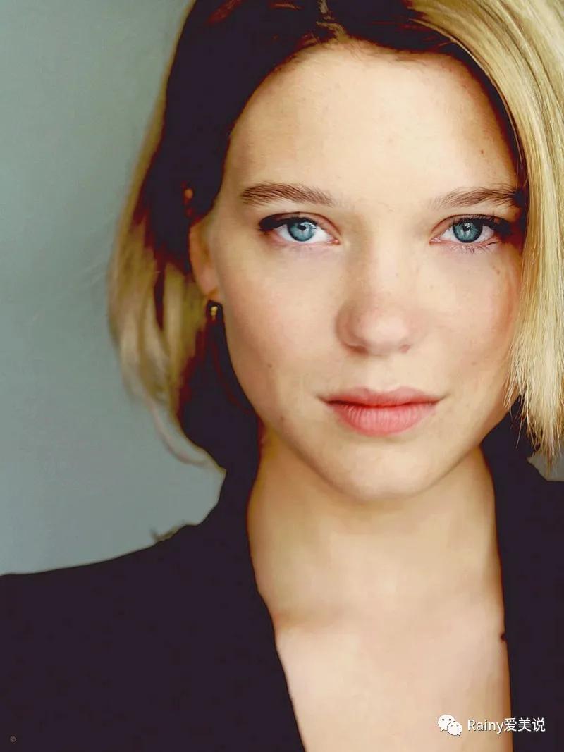 牙缝大、脸盘方，这位“法兰西玫瑰”是怎么美出了自己的特色？