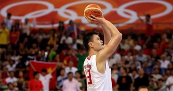 姚明哭笑不得视频,姚明式罚球吓坏禅师