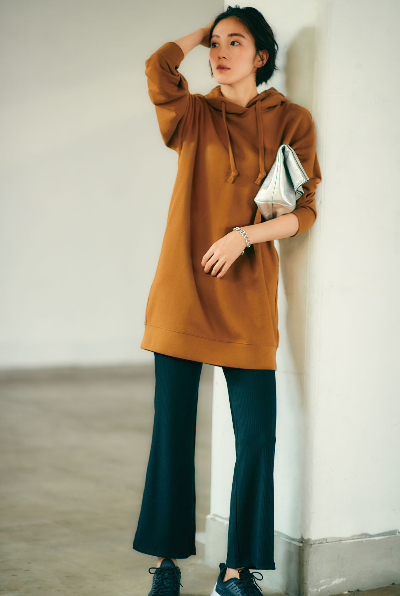 秋冬穿搭给人高级感的颜色搭配,针织罗纹套装怎么搭配