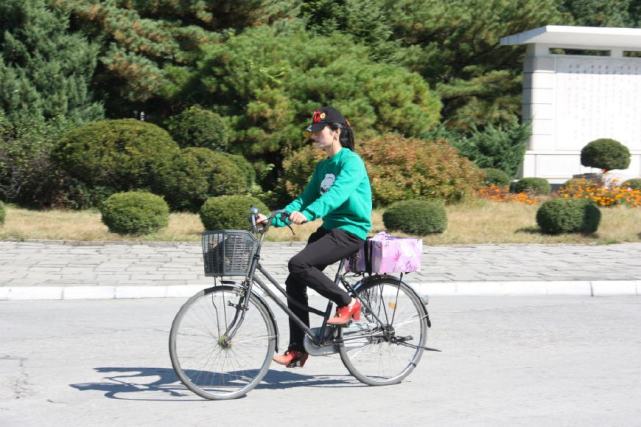 朝鲜女孩和朝鲜族女孩的区别,韩国跟朝鲜对比哪个更厉害