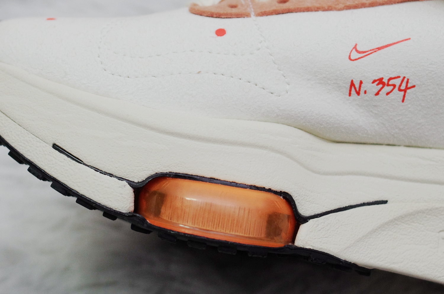 nike的n354板鞋,小体重突破型球鞋推荐nike