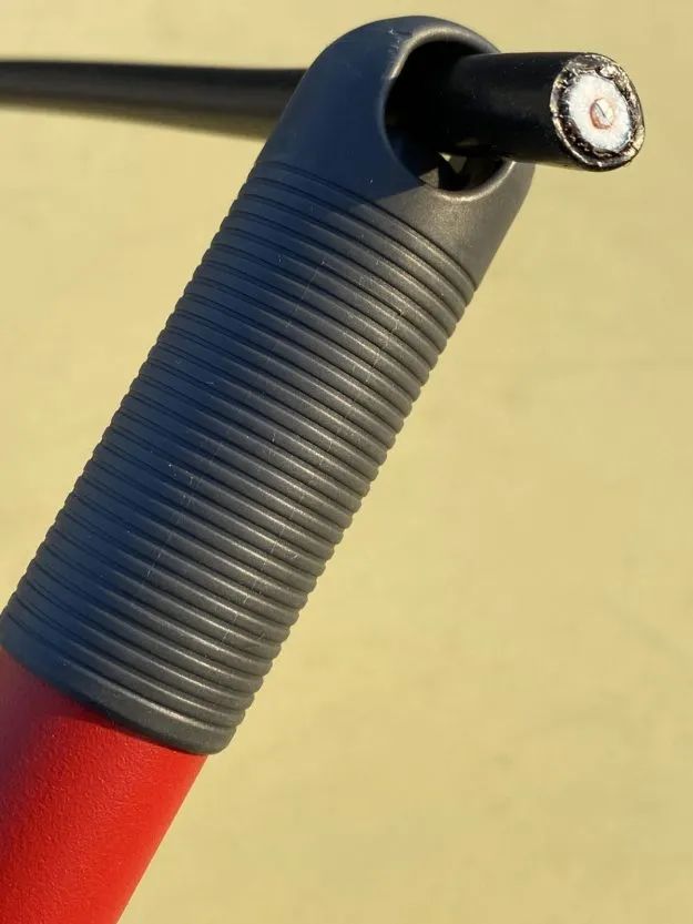 怎么架设中高频天线,如何制作一个高频率的收音机天线