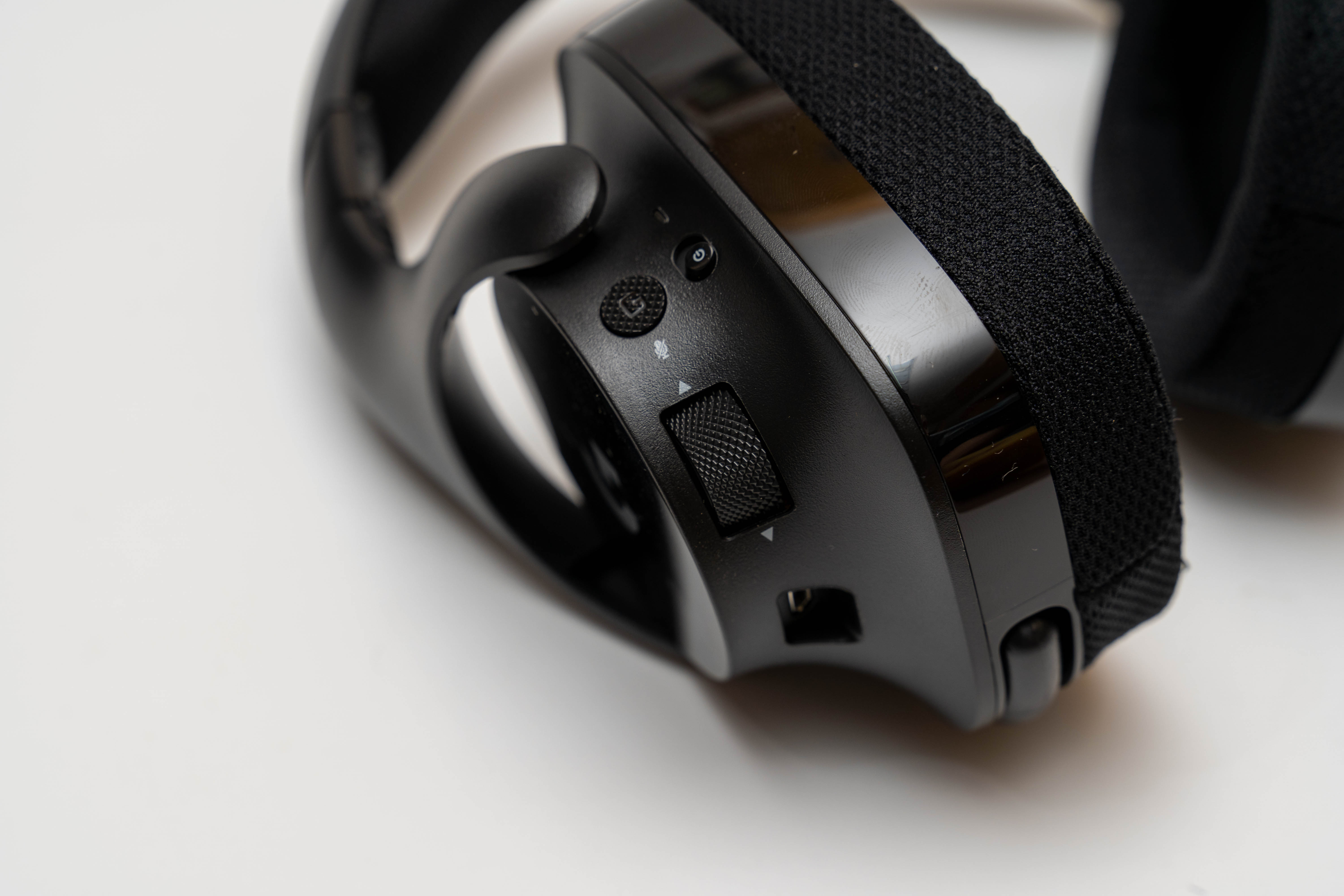 罗技g533配什么耳机好,罗技g533耳机怎么设置