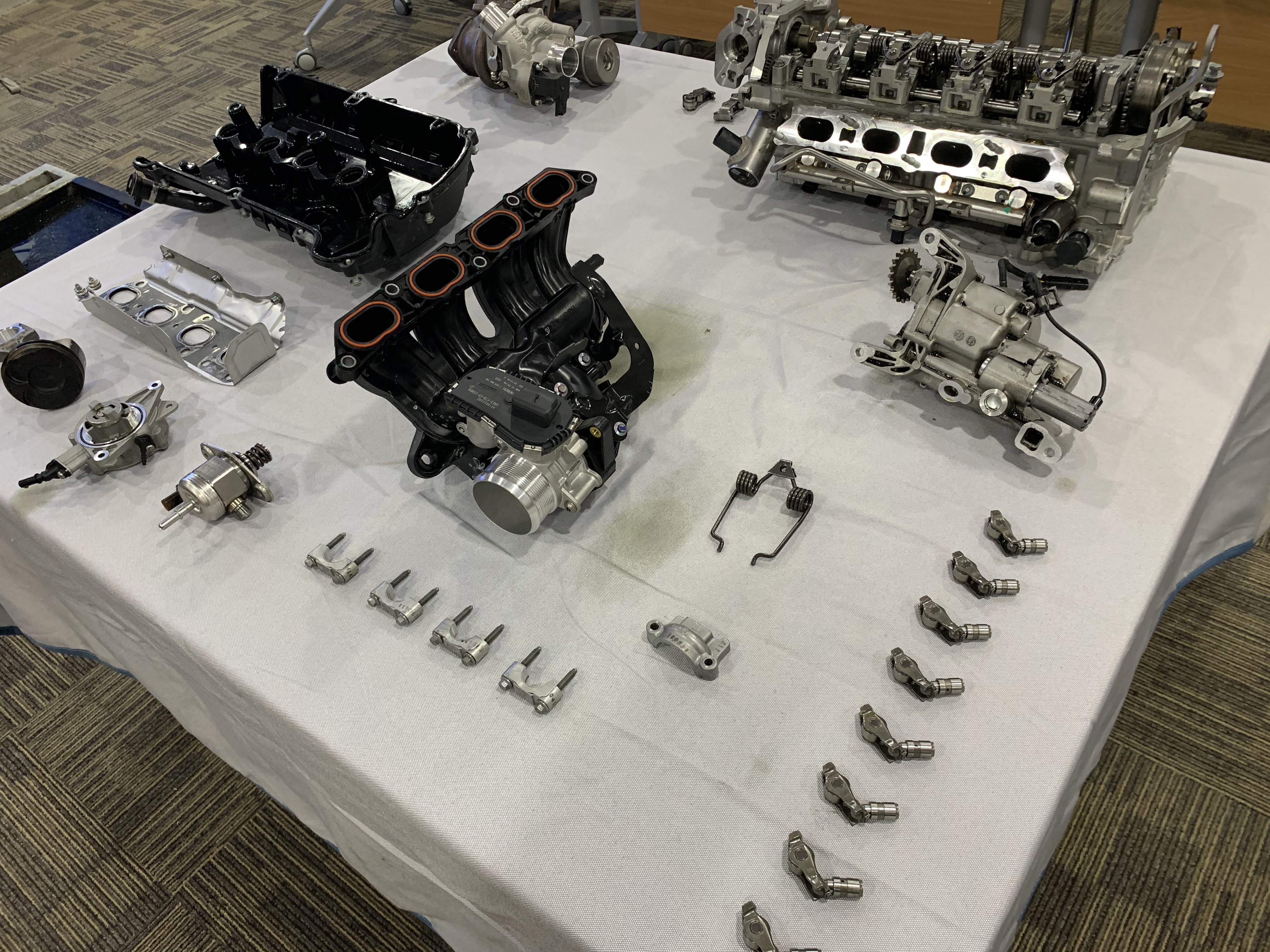 东风风神ax71.4t废气阀质保,东风风神十年不限里程质保保什么