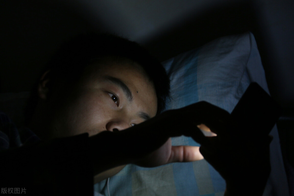 半夜失眠睡不着怎么办胡思乱想,经常失眠难以入睡怎么办