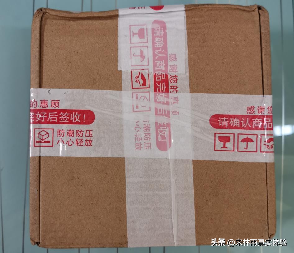 倍思车载香薰,藏巧于拙的视频