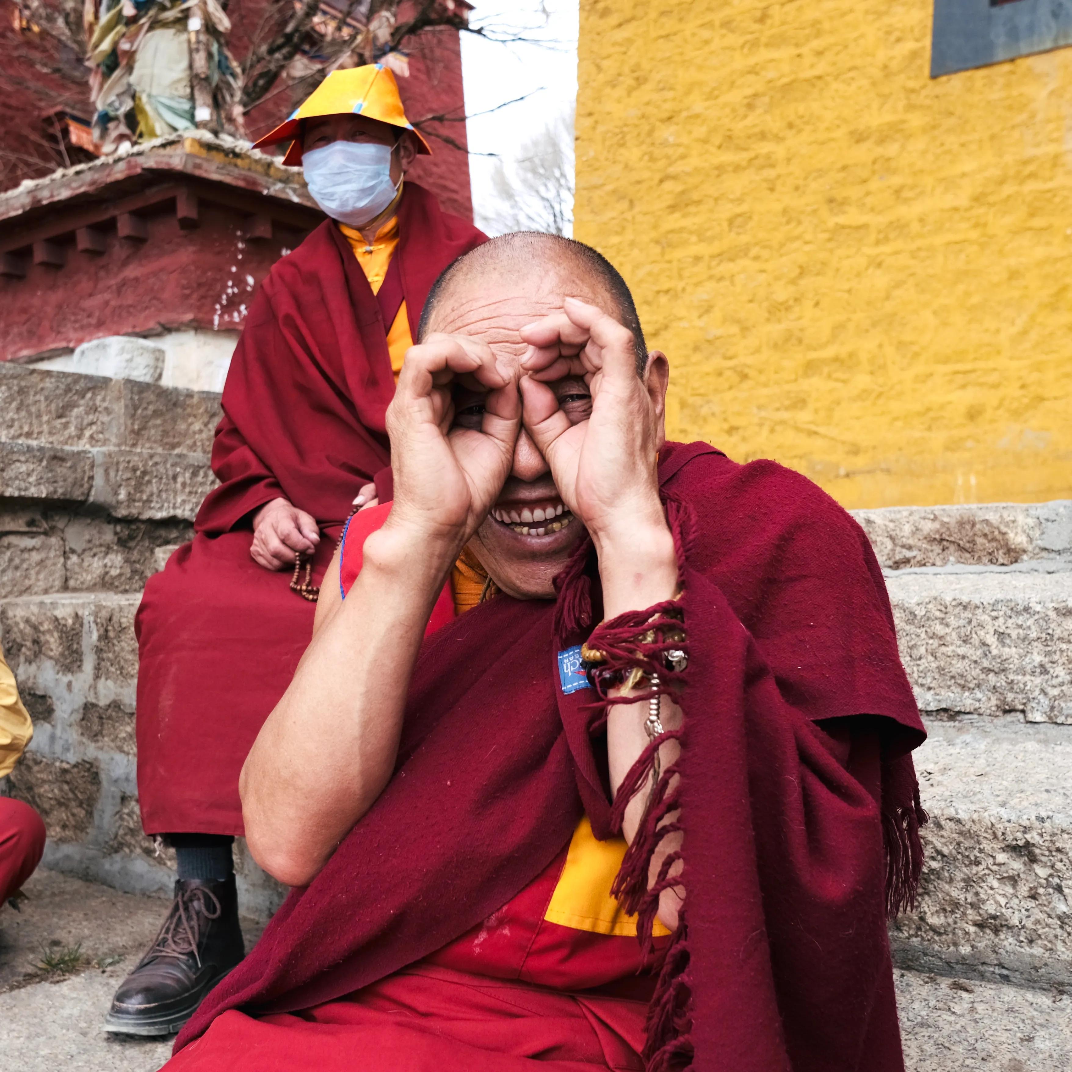 丁真的故乡理塘,丁真的故乡完整版