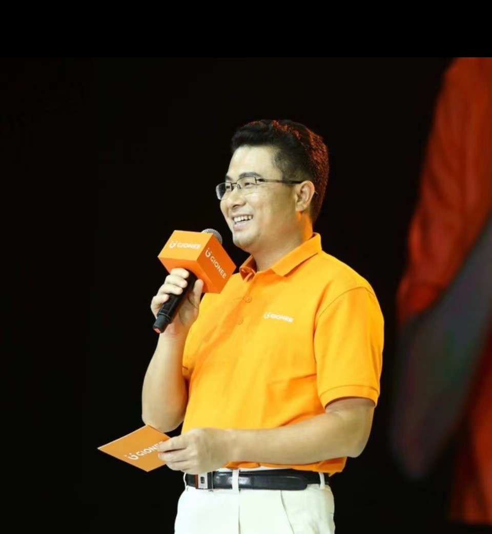 金立老板刘立荣输给谁了,金立和刘立荣现状