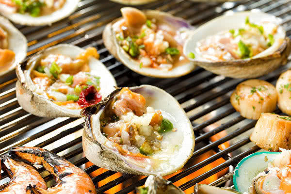 怀孕能吃海鲜吗对胎儿有影响吗,孕妇可以吃哪些海鲜类的食物