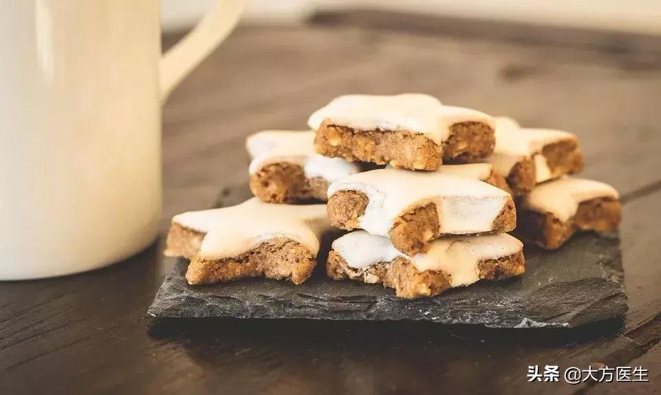 饼干吃多了有什么危害,饼干吃多有什么危害