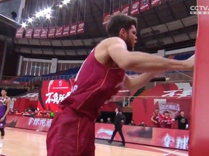 尤度抢断策应反击集锦,尤度程帅澎