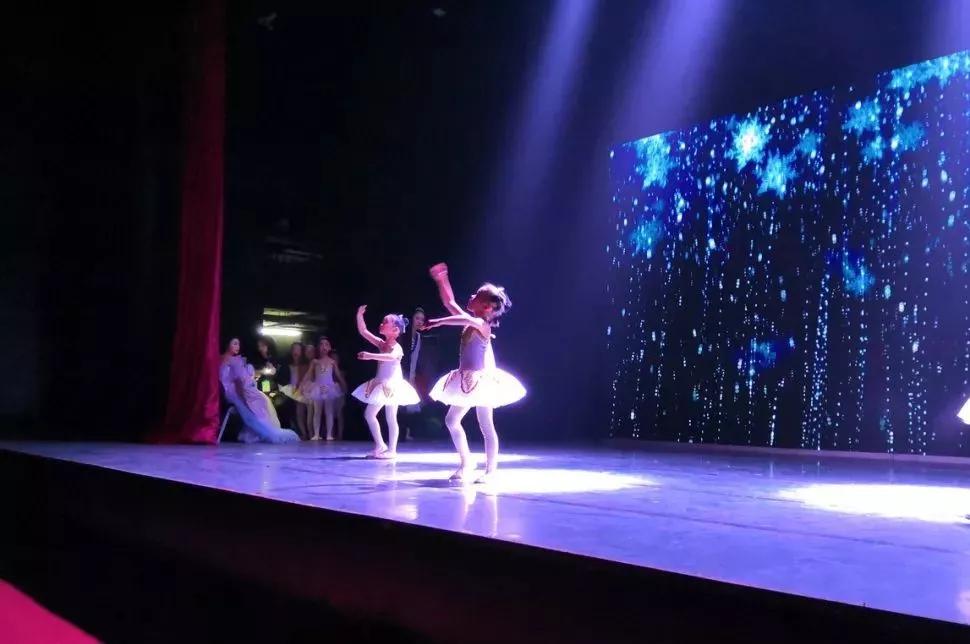 芭蕾舞者的最美的一刻,听说舞蹈完整版独舞