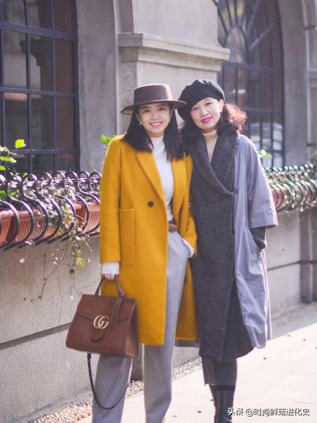 这才是60岁该有的早秋穿搭,这才是60岁该有的秋季打扮