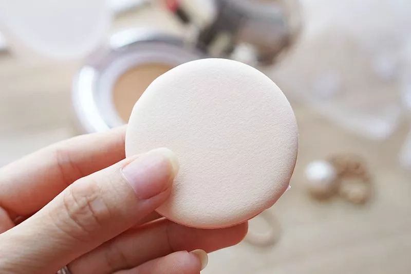 魅可防晒气垫粉底,兰蔻菁纯粉底气垫