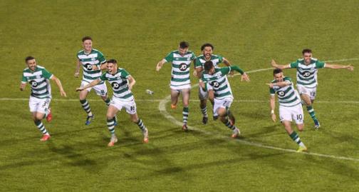 足球比分4串1中三场,足球欧联杯最新赛况