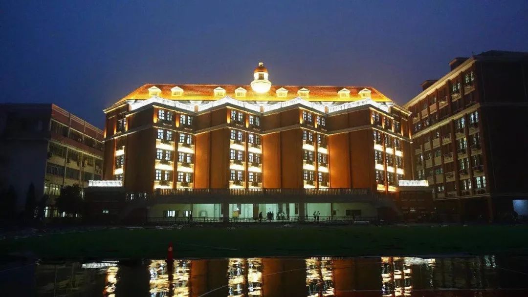 武汉32所重点小学大pk,武汉市十大美丽中学