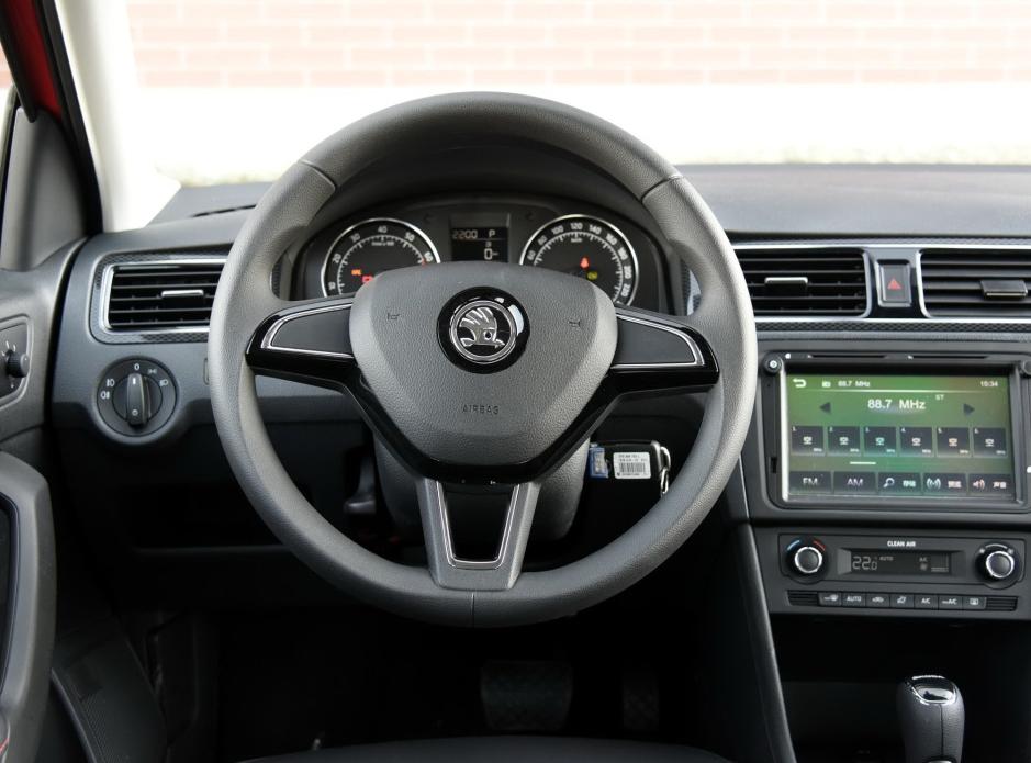 斯柯达昕动手动挡试驾视频,试驾斯柯达昕动