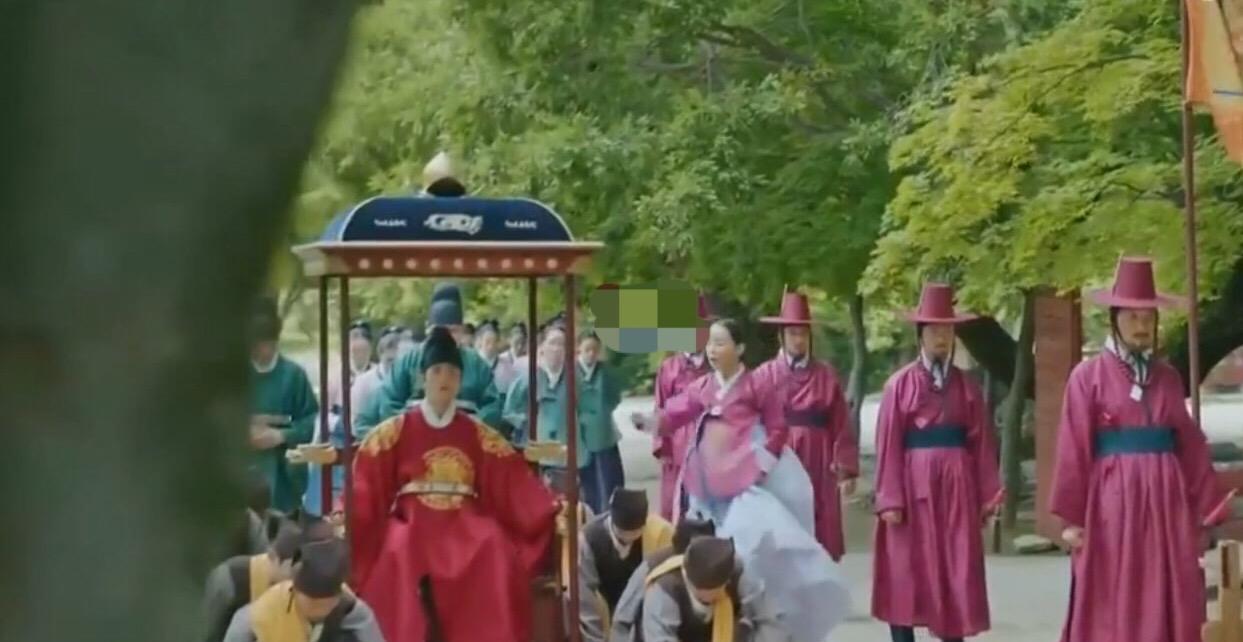 韩版太子妃升职记又翻车！场景疑抄袭中国古建筑，画虎不成反类犬