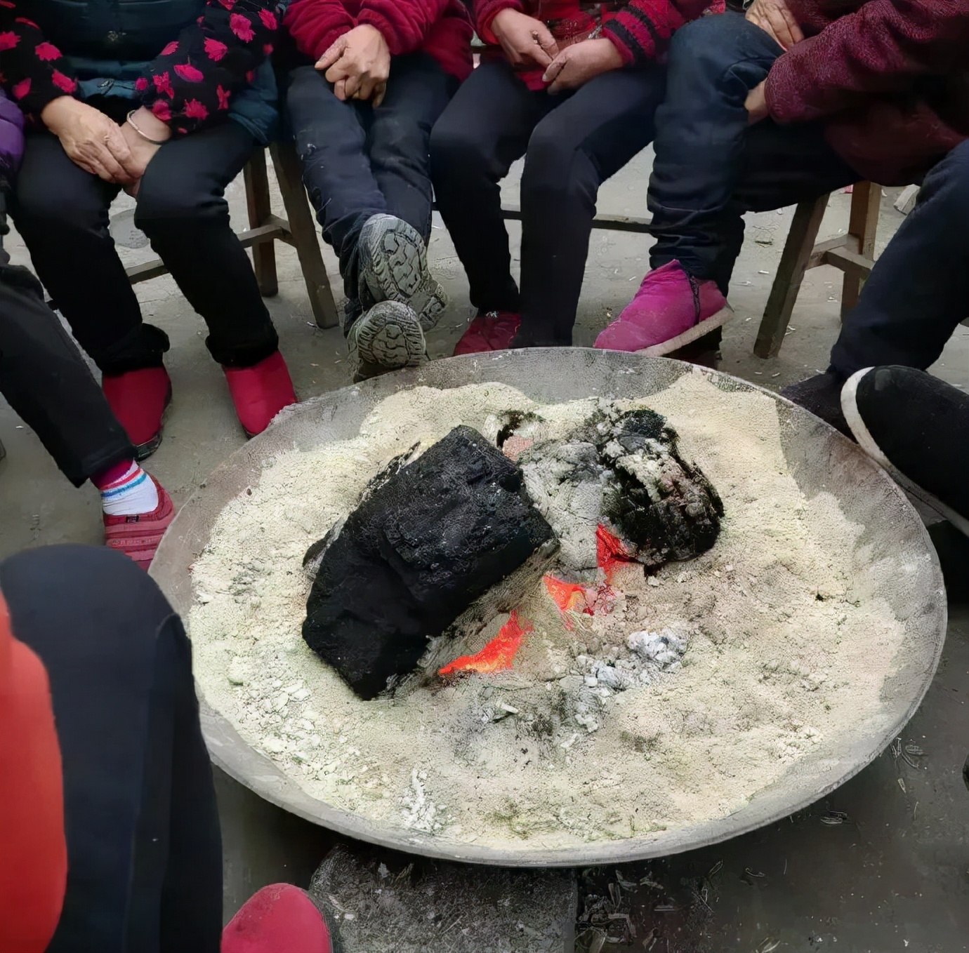 嫂子打羽毛球的视频,嫂子打羽毛球完整视频