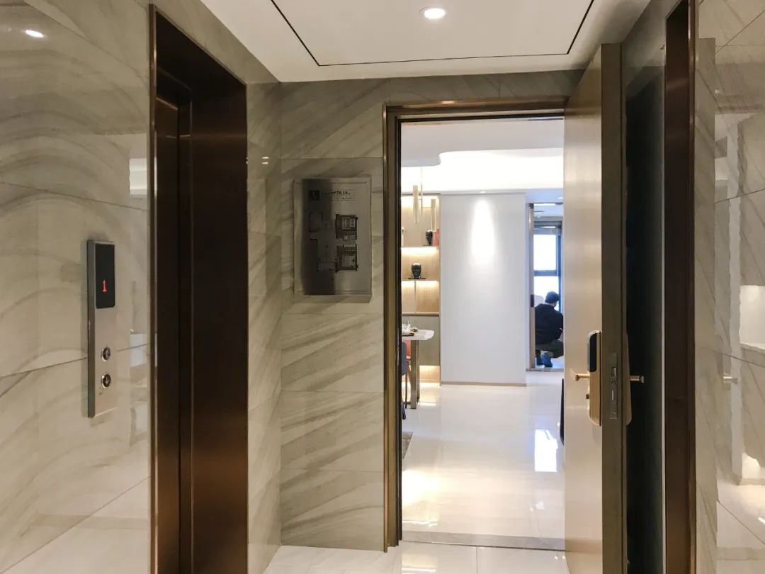 绿洲康城亲水湾开盘一房一价表,绿洲康城亲水湾两房两厅样板房