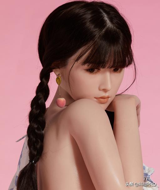 众里寻她千百度她却在灯火阑珊处,众里寻她千百度他却在灯火阑珊处